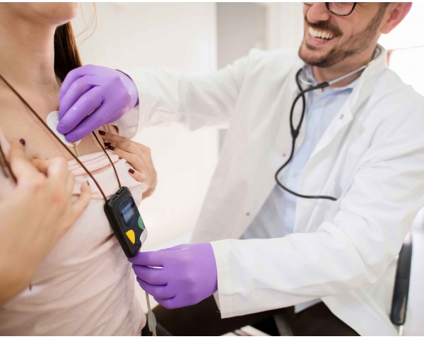 Cardiología mas Holter ECG
